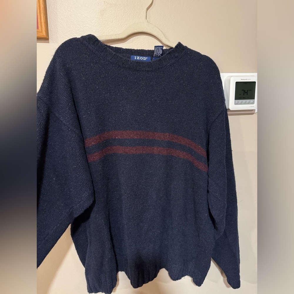 Izod sweater